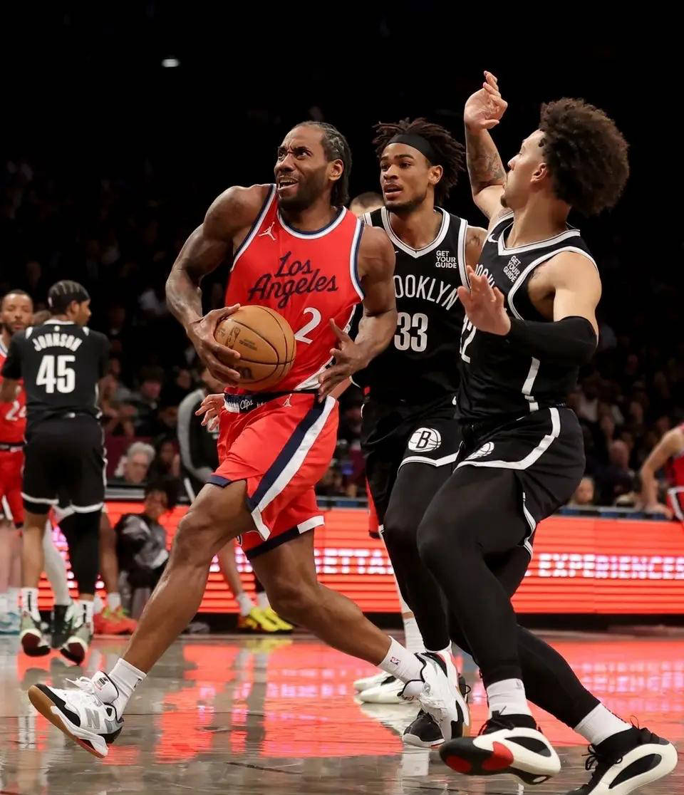 快船惨败骑士,莱昂纳德复出 快船惨败骑士,莱昂纳德复出