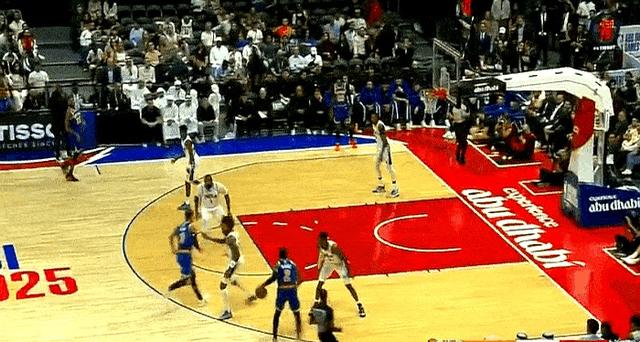 包含76人负于尼克斯,遭遇三连败的词条 包含76人负于尼克斯,遭遇三连败的词条