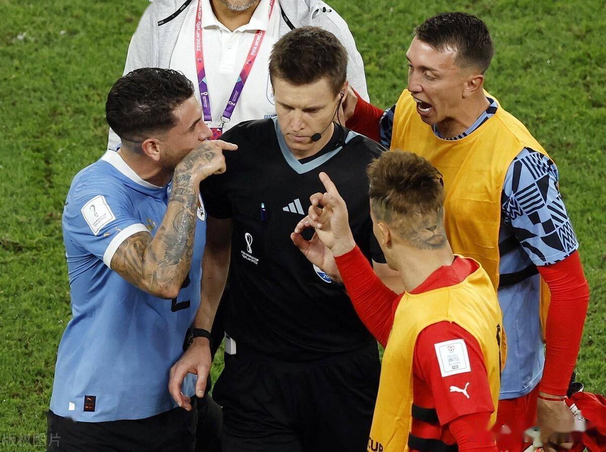 乌拉圭鏖战德国,阿什拉夫扛起全队 乌拉圭鏖战德国,阿什拉夫扛起全队