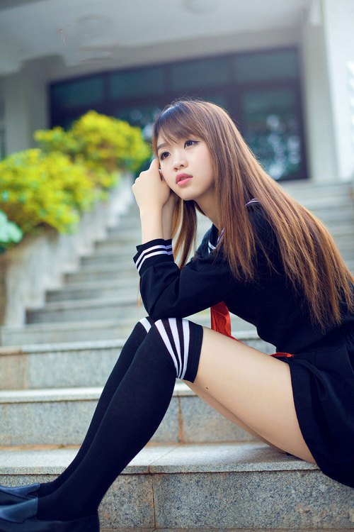 欧冠淘汰赛焦点战！全白军团硬撼药厂，南太平洋足球写入史册