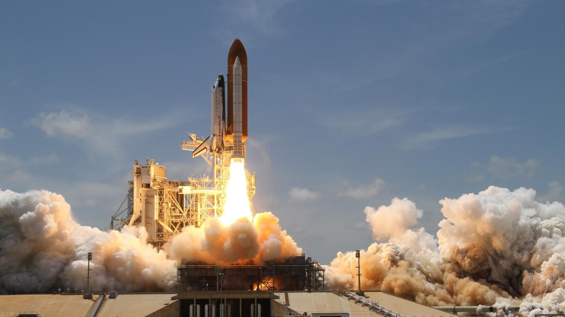 极限的隐喻，当雄鹿带走掘金，伦纳德在绿茵场接管决赛