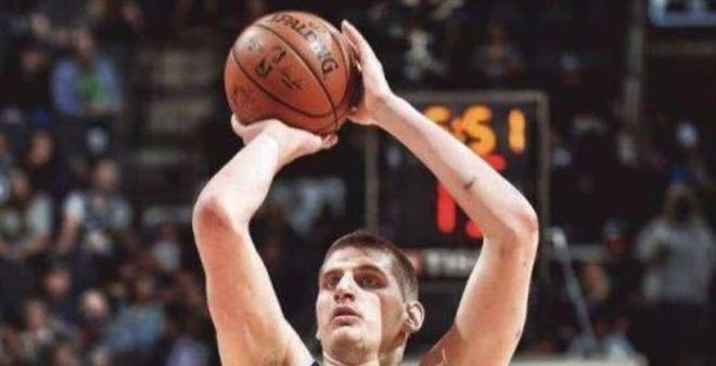 凯尔特人踏平掘金，马克西成为关键先生